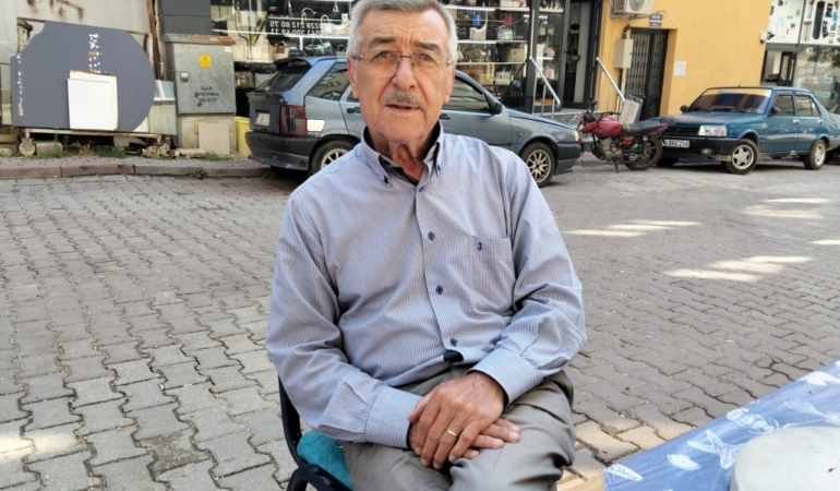 YARIM ASIRLIK TECRÜBELİ SİYASETÇİ İSTİFA ETTİ