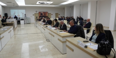 11haber-10101624-belediye-meclisi-toplaniyor-0.jpg
