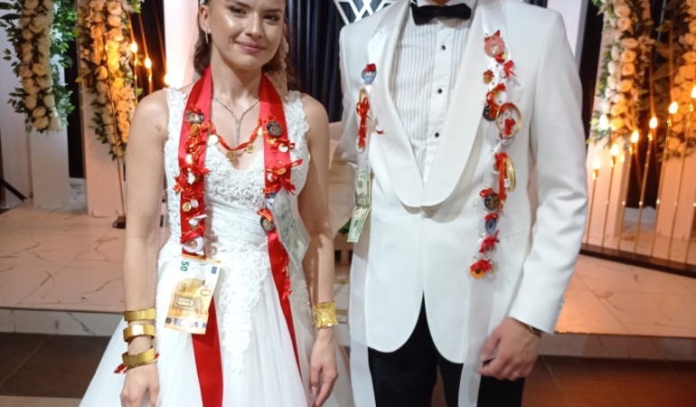 MUTLULUKLAR