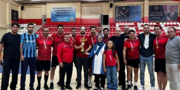 11haber-1093262-30-agustos-zafer-bayrami-voleybol-turnuvasi-sona-erdi-0.jpg