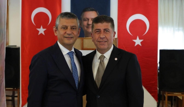 11haber-3482108-tuzun-hic-durmadan-hic-yorulmadan-yuruyoruz-0.jpg