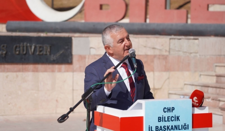YENİ PARTİ’NİN YENİ BAŞKANI