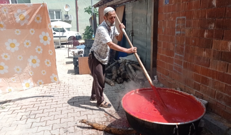 BİLECİK’TE SALÇA SEZONU BAŞLADI
