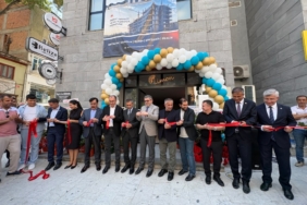 11haber-9910122-bilecik-te-doc-dr-isa-ardahanli-kardiyoloji-klinigi-hizmete-acildi-1.jpg