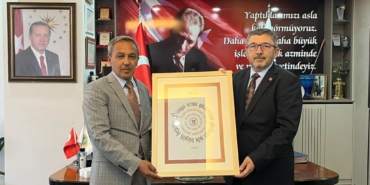 11haber-241836-rektor-hoca-dan-baskan-ozden-e-ziyaret-0.jpg