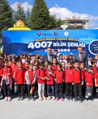11haber-258779-bilecik-te-genc-mucitler-is-basinda-0.jpg