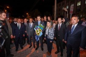 11haber-41110210-bakan-ciftci-ilk-goz-agrim-dedigi-yenipazar-da-0.jpg