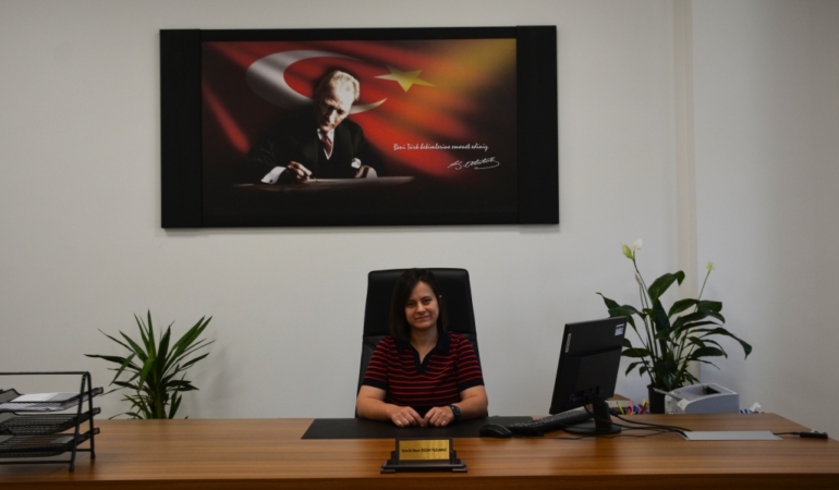 11haber-524946-nazli-hoca-ya-yeni-gorev-0.jpg