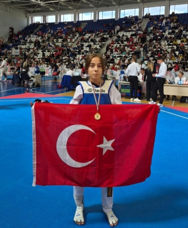 11haber-7491104-bilecik-e-sampiyonlukla-dondu-0.jpg