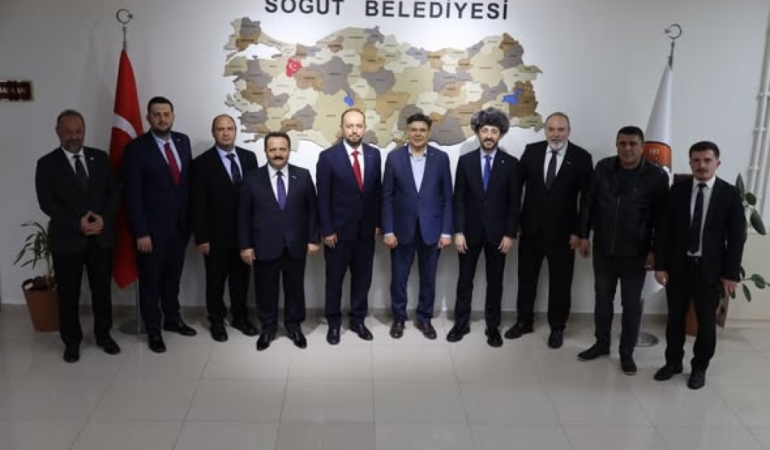 11haber-781010102-askon-heyetinden-baskan-durgut-a-ziyaret-0.jpg