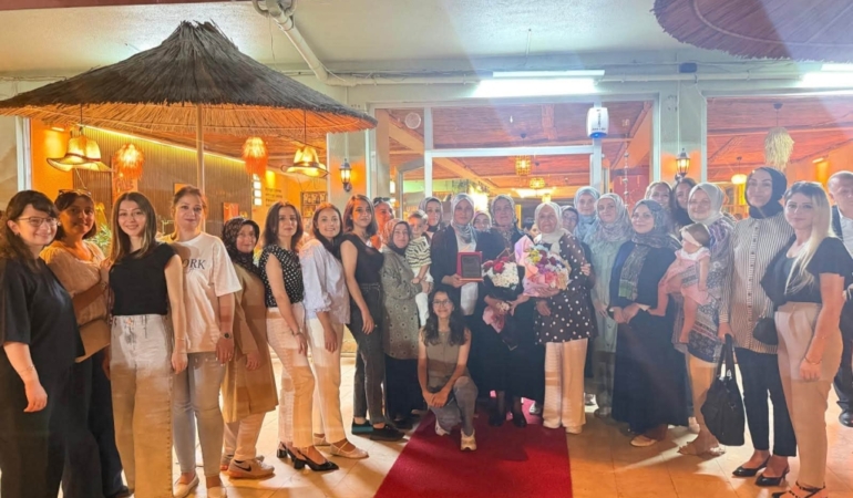 BİR VEDA BİNLERCE GÜZEL HATIRA