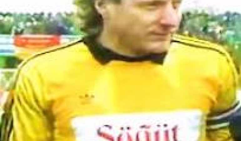 11haber-184896-fenerbahce-nin-sampiyonluk-formasinda-bilecik-imzasi-0.jpg