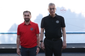 11haber-2271087-ferhat-mudur-il-saglik-mudurleri-toplantisina-katildi-0.jpg