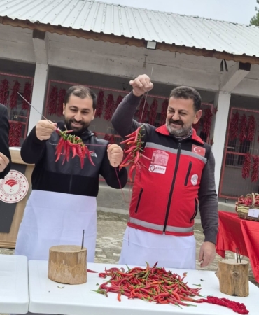 11haber-391816-en-aci-icin-tatli-rekabet-yasandi-1.jpg