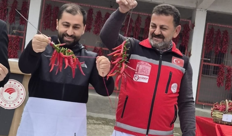 11haber-391816-en-aci-icin-tatli-rekabet-yasandi-1.jpg