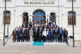 11haber-437311-vali-sozer-muhtarlari-kabul-etti-0.jpg
