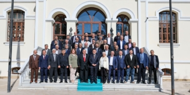 11haber-437311-vali-sozer-muhtarlari-kabul-etti-0.jpg