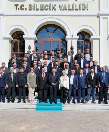11haber-437311-vali-sozer-muhtarlari-kabul-etti-0.jpg