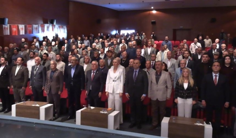 11haber-4751075-yeni-parti-de-yeni-donem-0.jpg