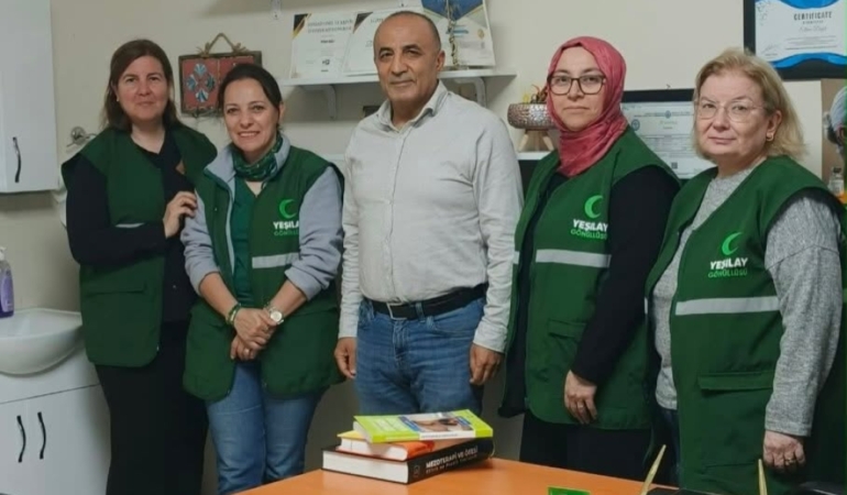 11haber-4921065-yesilay-dan-dr-dagli-ya-ziyaret-0.jpg