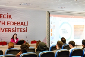 11haber-492993-feminizm-ele-alindi-0.jpg