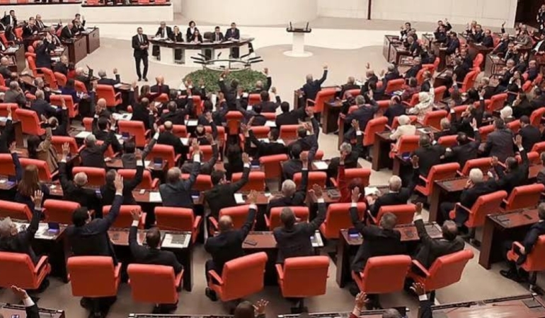 11haber-513813-gazetecilere-yesil-pasaport-teklifi-tmmm-de-0.jpg