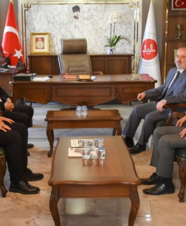 11haber-516779-belediye-baskanlarindan-il-muftusu-dikmen-e-ziyaret-0.jpg