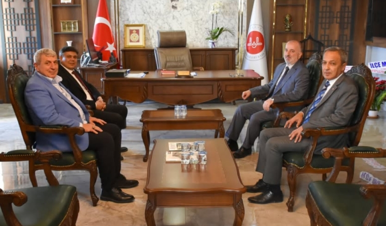 11haber-516779-belediye-baskanlarindan-il-muftusu-dikmen-e-ziyaret-0.jpg
