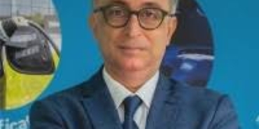 11haber-552682-tuna-arinci-otomotiv-devleriyle-ayni-panelde-0.jpg