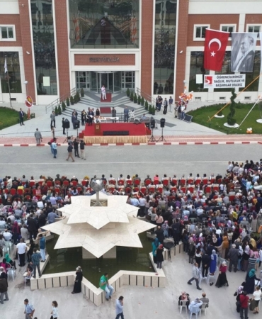 11haber-591283-bseu-de-2026-2027-akademik-acilis-ve-cubbe-giyme-toreni-gerceklesecek-1.jpg