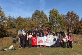 11haber-852387-cumhuriyet-icin-17-km-yuruduler-0.jpg